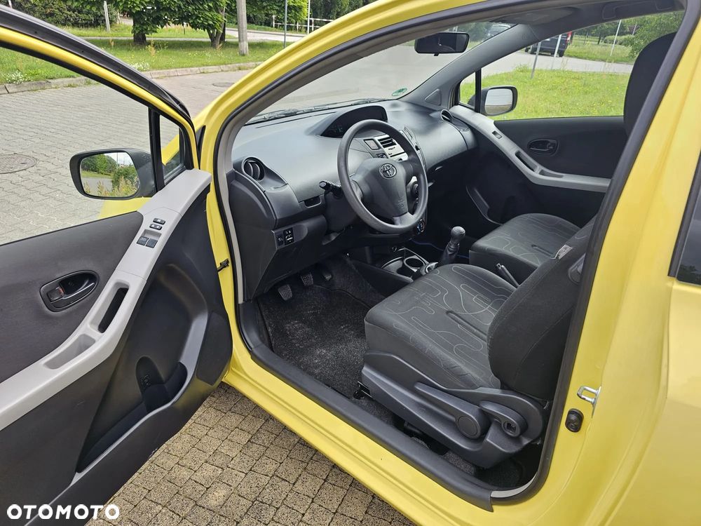 Toyota Yaris 1.33 Sol - 5