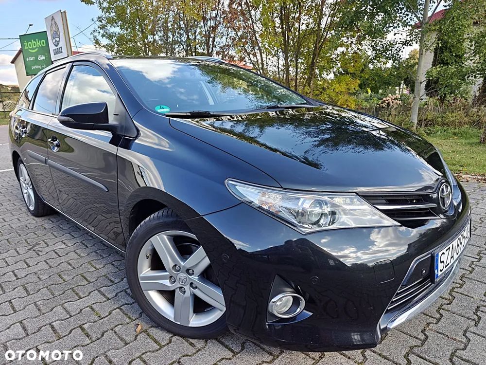 Toyota Auris 1.6 Premium Comfort MS - 34
