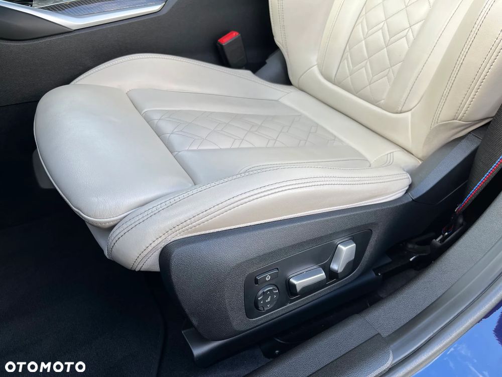 BMW Seria 3 M340i xDrive mHEV sport - 14