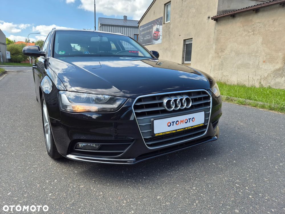 Audi A4 Avant 2.0 TDI DPF Ambiente - 2