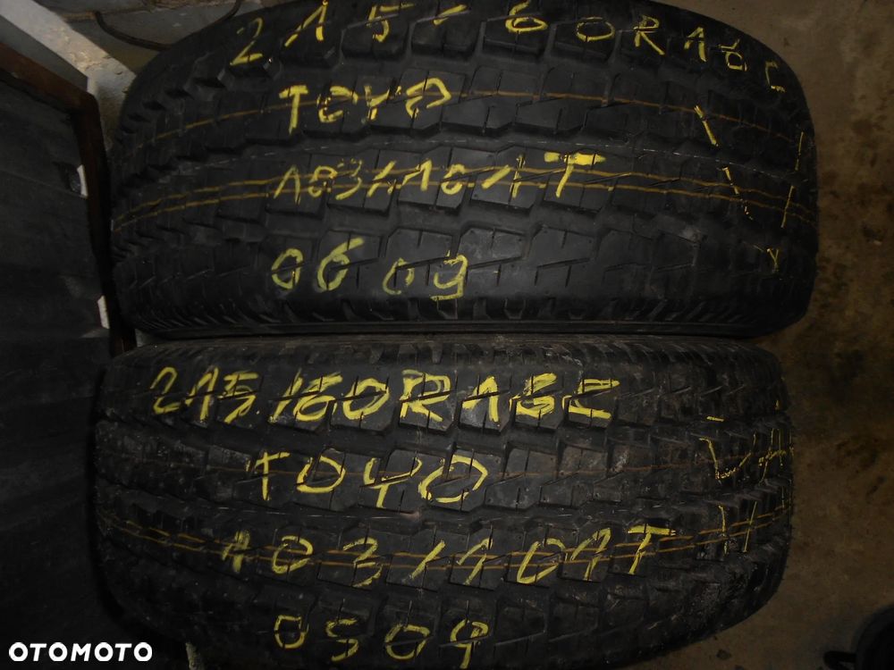 OPONY 215/60R16C TOYO H08 DOT 0609 10MM - 1