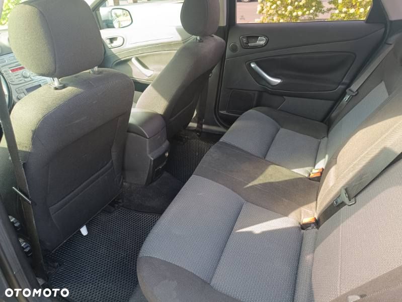 Ford Mondeo 2.0 Silver X - 8