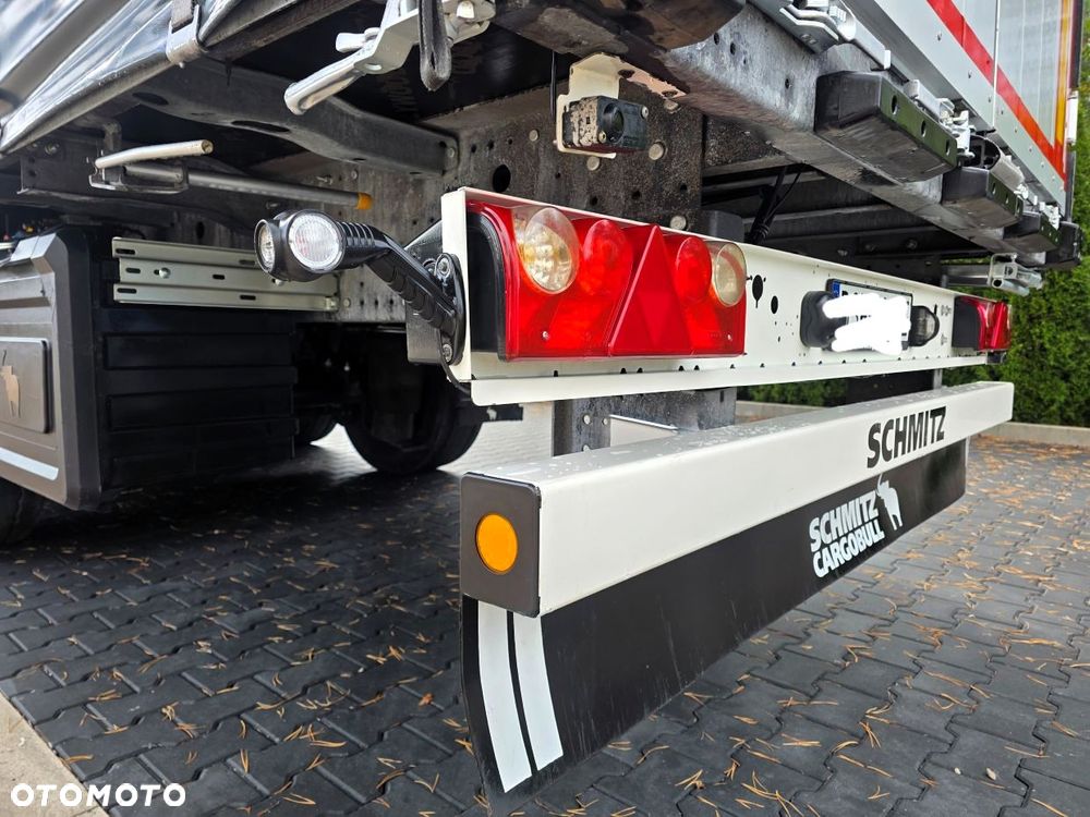Schmitz Cargobull Varios **2x Oś Podnoszona* Paleciara * Dach Podnoszony * Salon PL! - 10