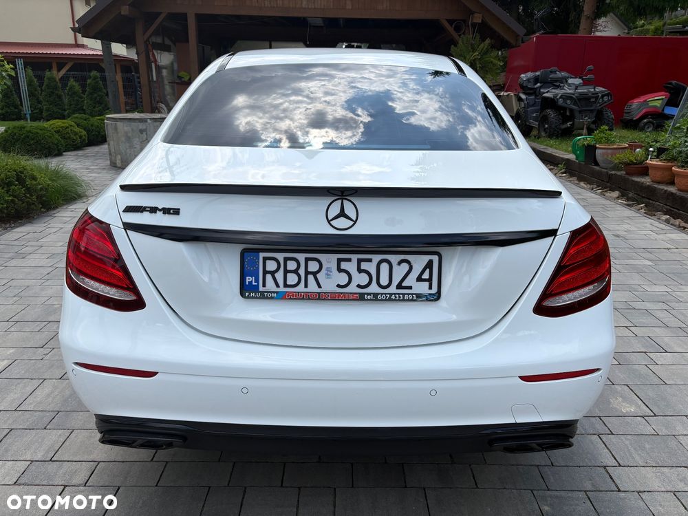 Mercedes-Benz Klasa E 220 d 9G-TRONIC AMG Line - 20