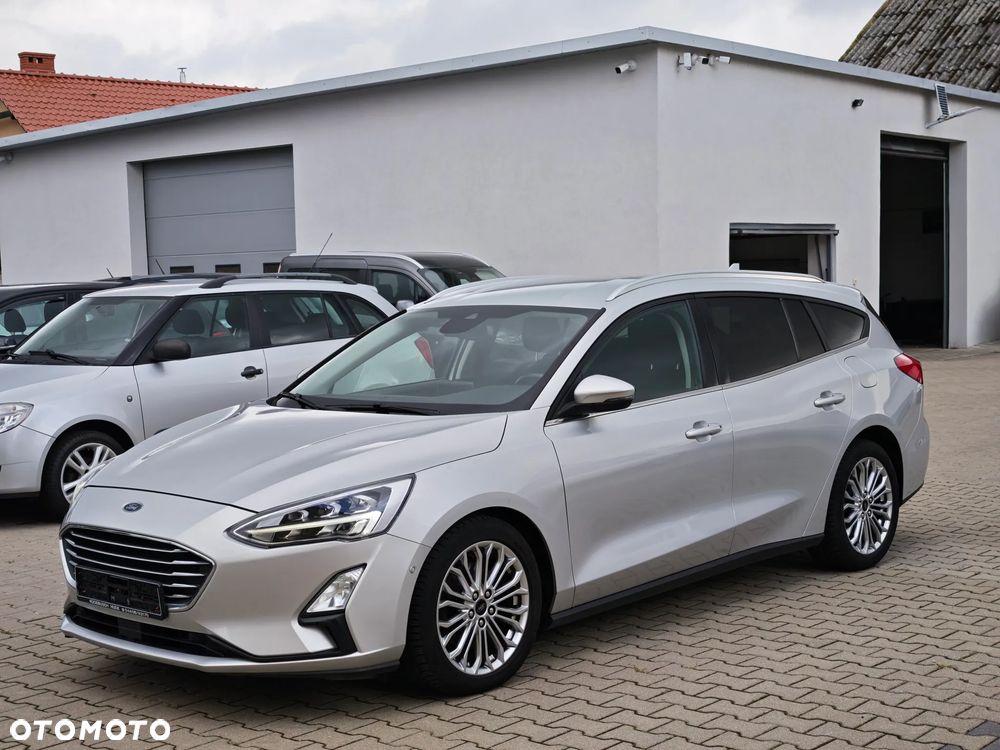 Ford Focus 1.5 EcoBlue Start-Stopp-System TITANIUM - 2