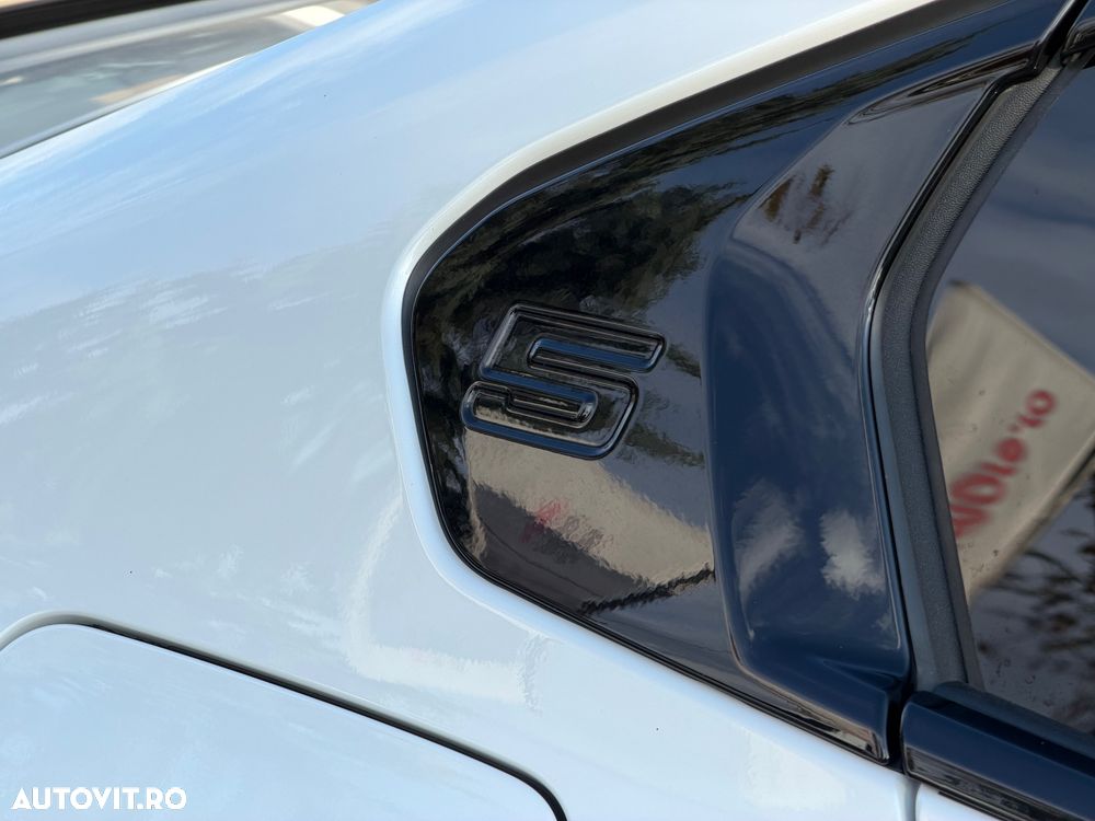BMW Seria 5 530e Aut. - 24