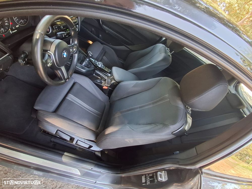 BMW 116 i Sport Line - 12