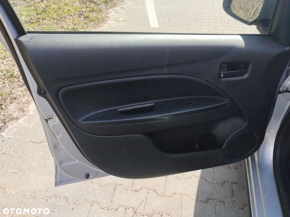 Mitsubishi Space Star 1.0 Plus - 6