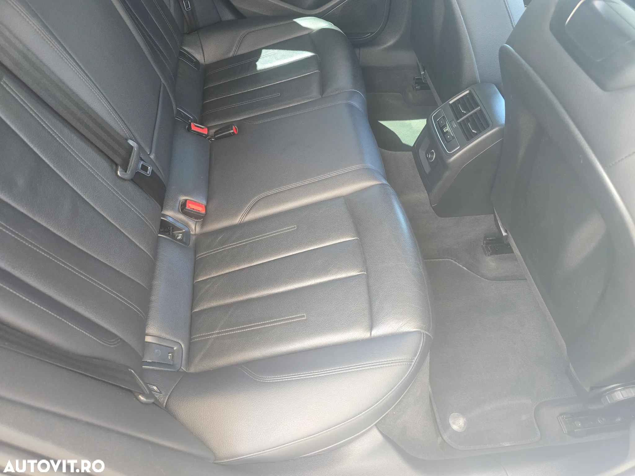 Audi A4 Avant 2.0 TDI S tronic - 5