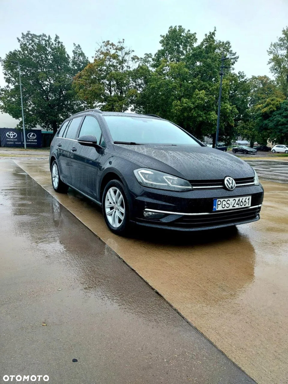 Volkswagen Golf - 3