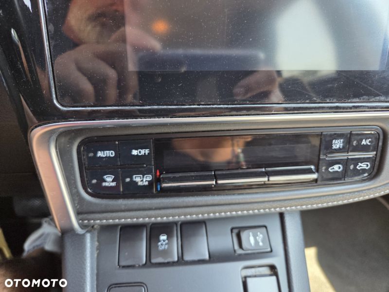 Toyota Auris - 22