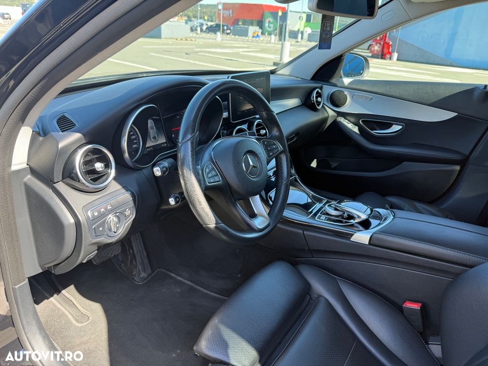 Mercedes-Benz C 220 d 4MATIC Aut. - 25