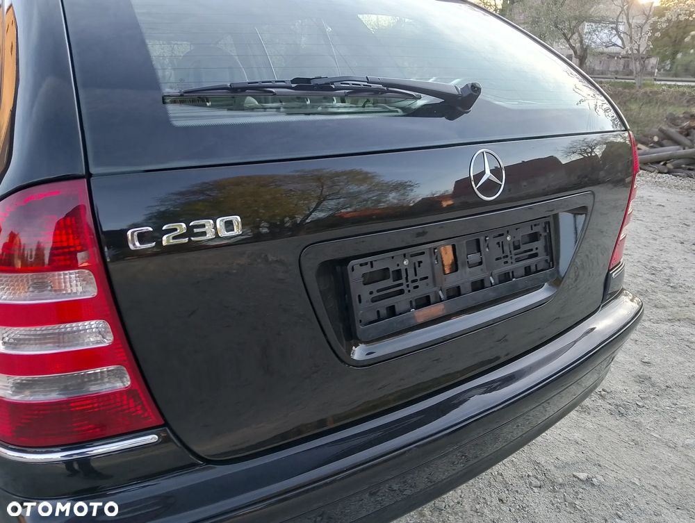 Mercedes-Benz Klasa C - 33