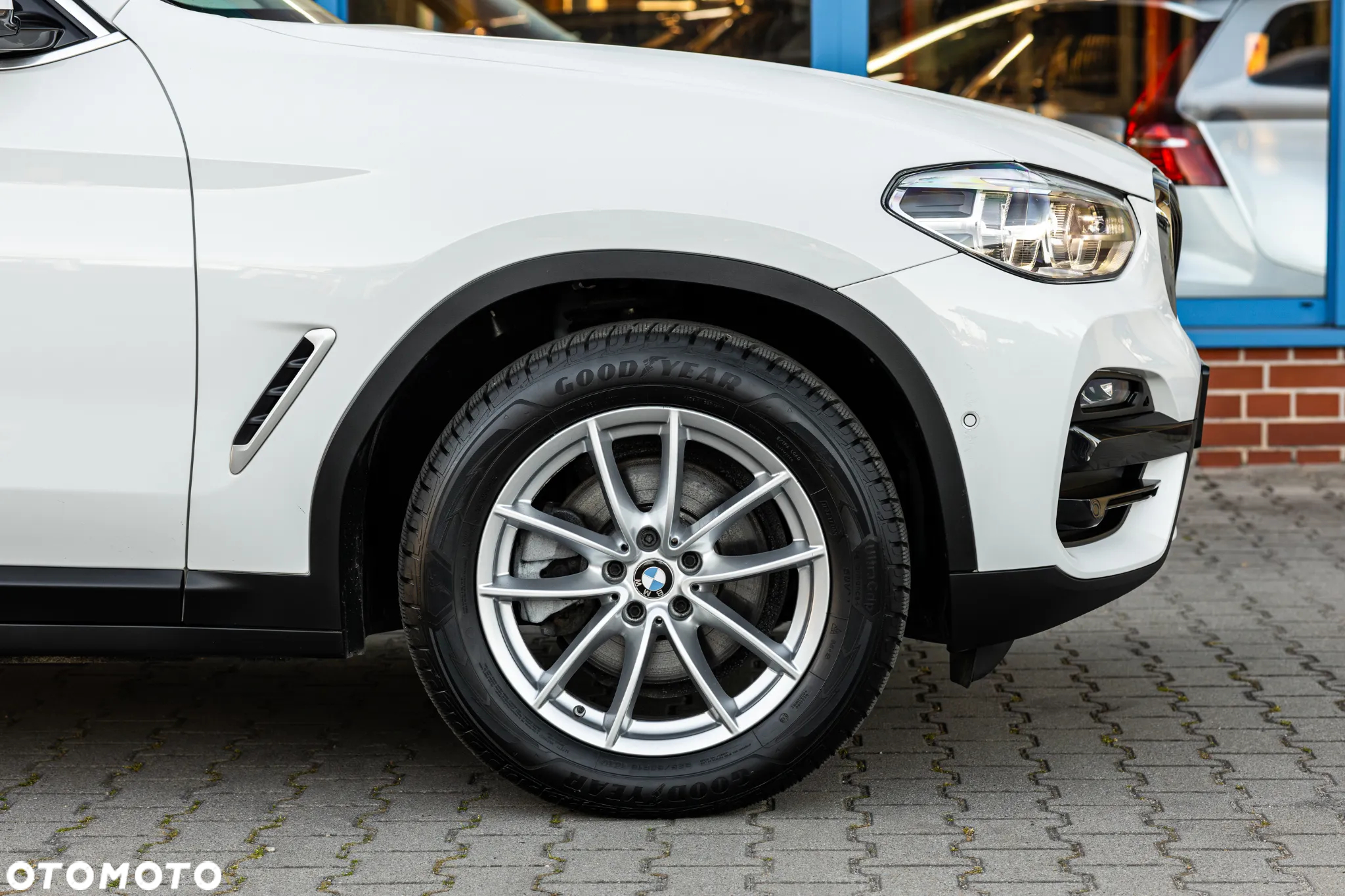 BMW X3 xDrive20i - 14