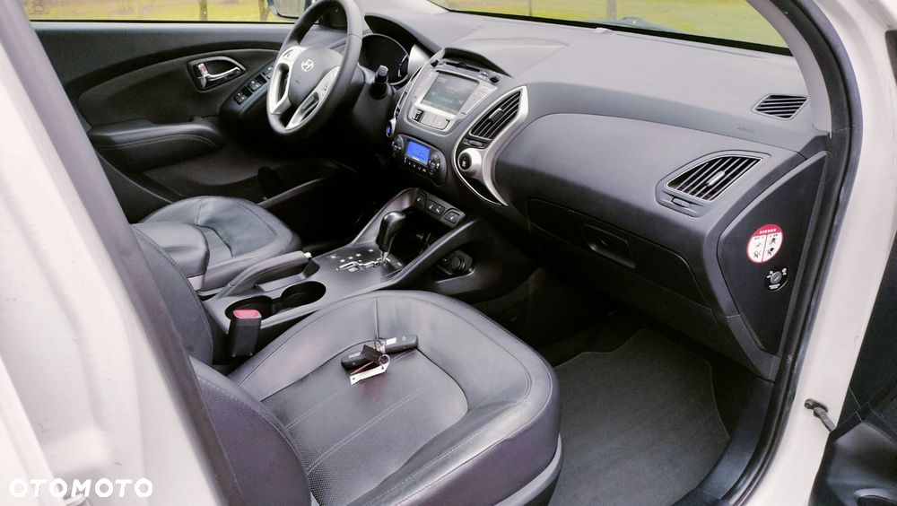 Hyundai ix35 2.0 CRDi 4WD Automatik Style - 14