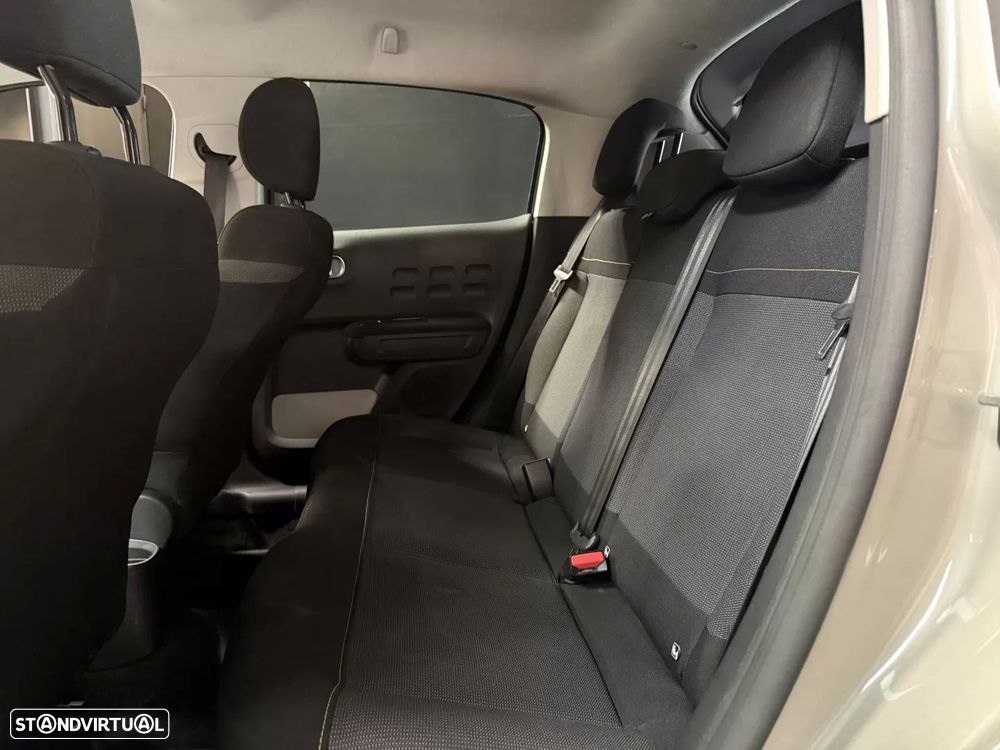 Citroën C3 1.2 PureTech Shine - 28