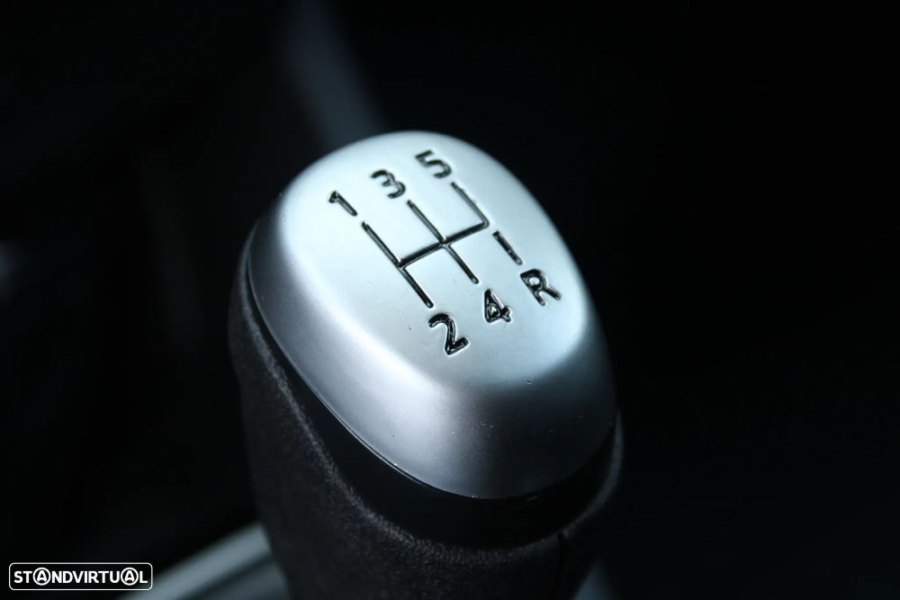 Renault Clio 1.5 dCi Limited - 26