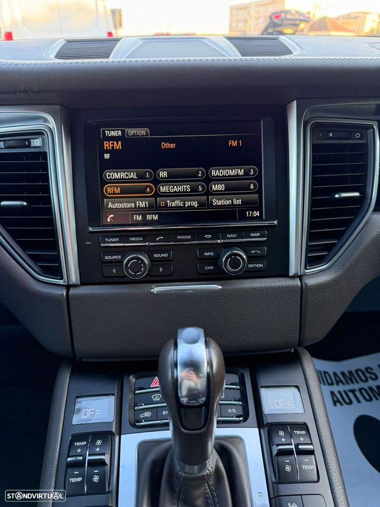 Porsche Macan S - 38