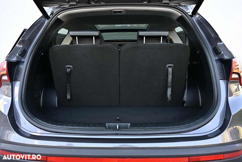 Hyundai Santa Fe blue 2.2 CRDI 2WD Automatik Family+ - 23