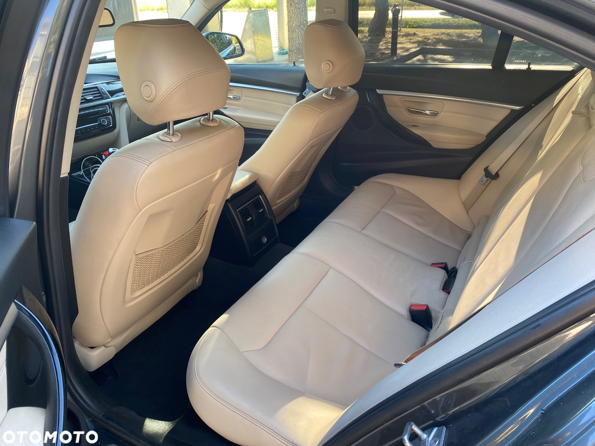 BMW Seria 3 320d Luxury Line - 15