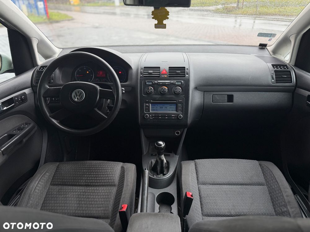 Volkswagen Touran 2.0 TDI Trendline - 24