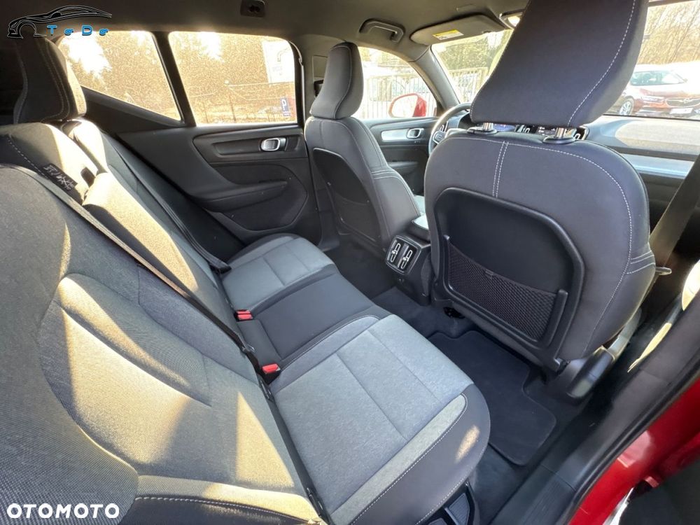 Volvo XC 40 B5 B AWD Geartronic Inscription - 28