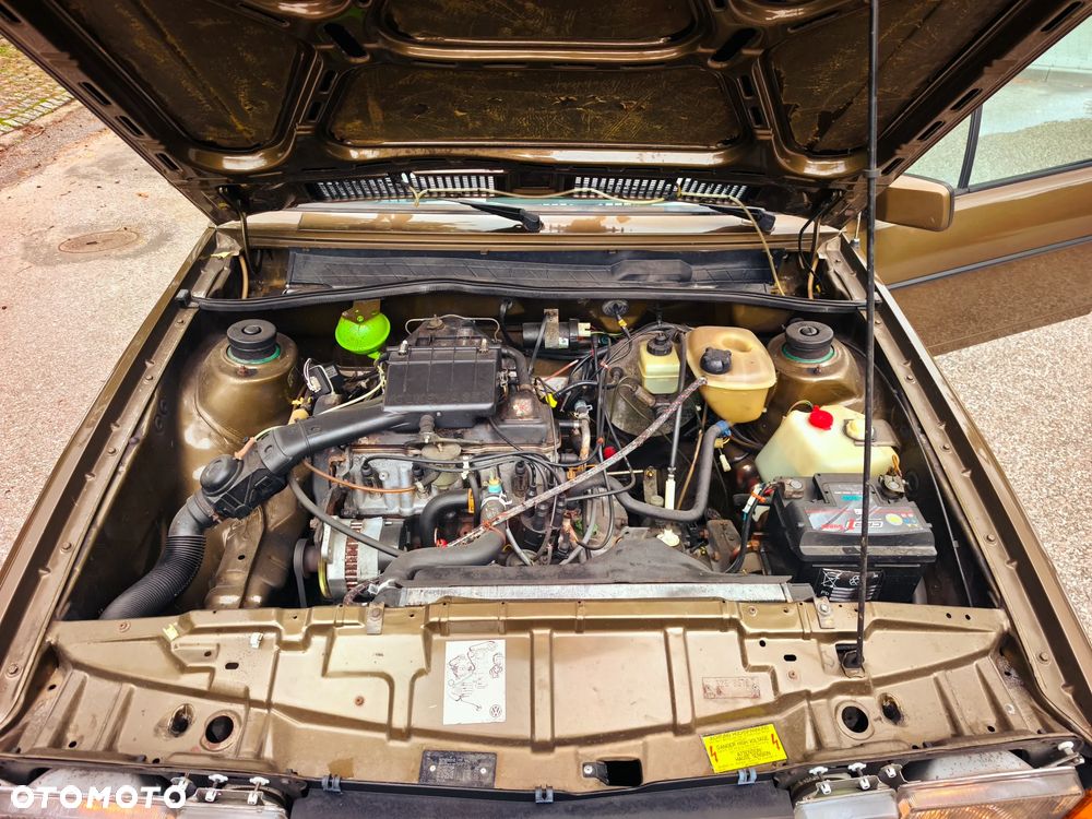 Volkswagen Scirocco 1.6 GT - 11