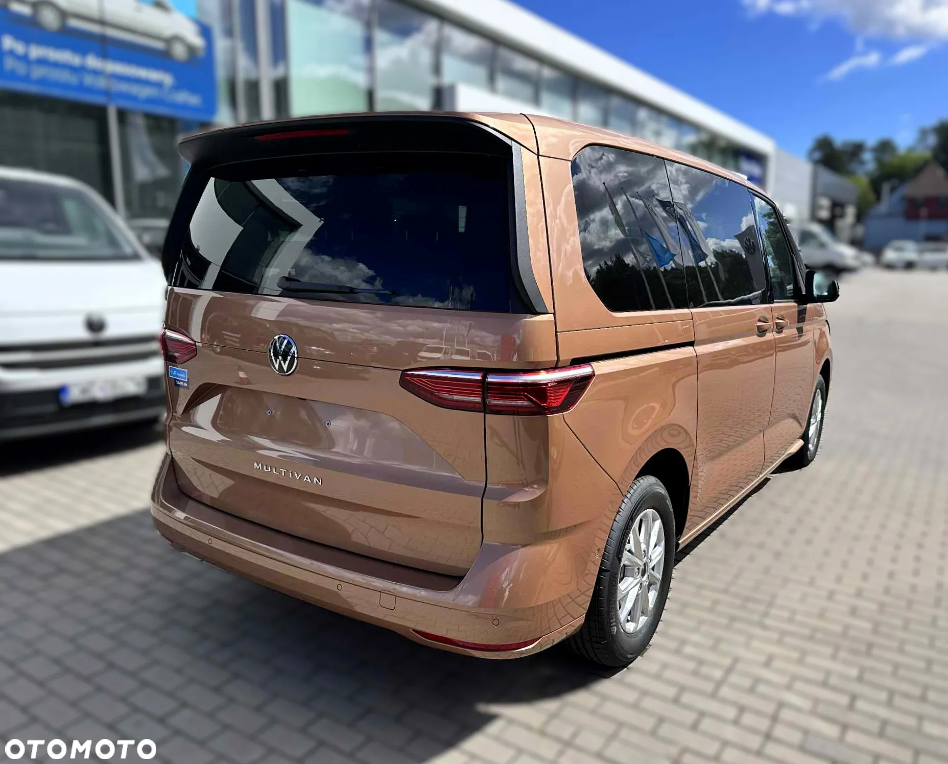 Volkswagen Multivan 2.0 TDI L1 Family DSG - 10