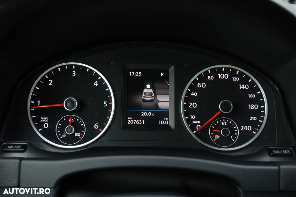 Volkswagen Tiguan 2.0 TDI SCR 4MOTION BlueMotion Technology DSG Sport & Style - 11