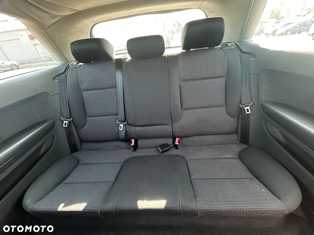 Audi A3 3-drzwiowe 2.0 TDI DPF Ambiente - 6