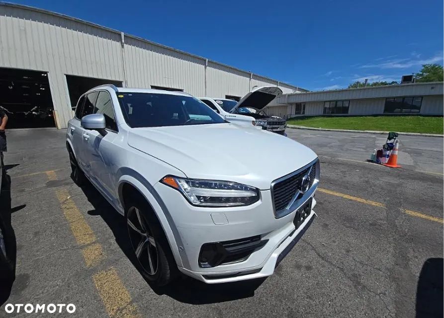 Volvo XC 90 T6 AWD R-Design - 3