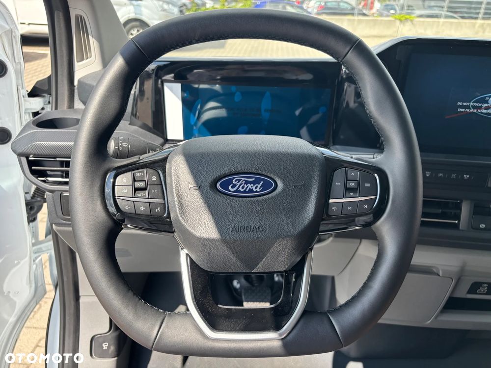 Ford Transit Custom - 12