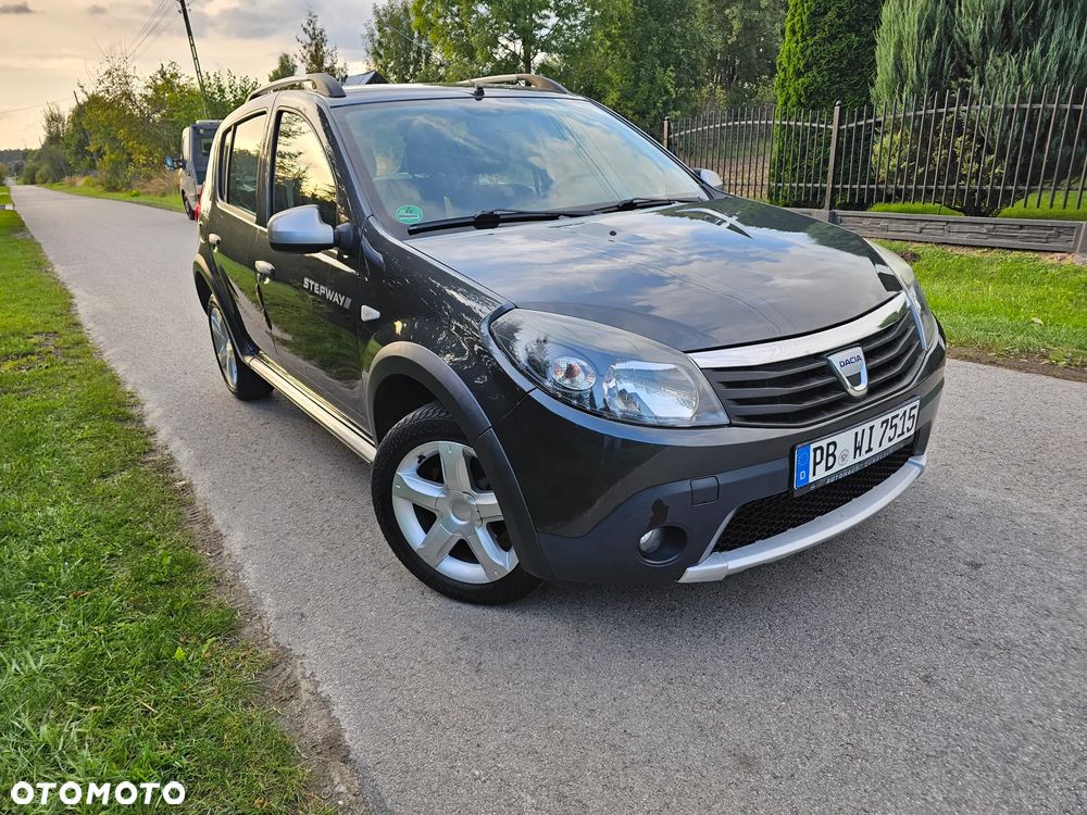 Dacia Sandero Stepway 1.6 - 13