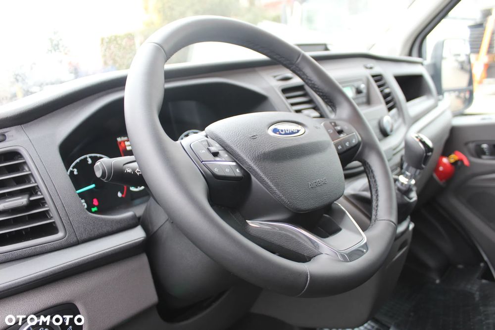 Ford Transit - 10