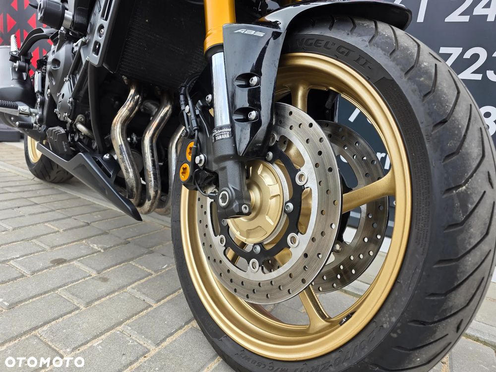 Yamaha FZ8 - 26
