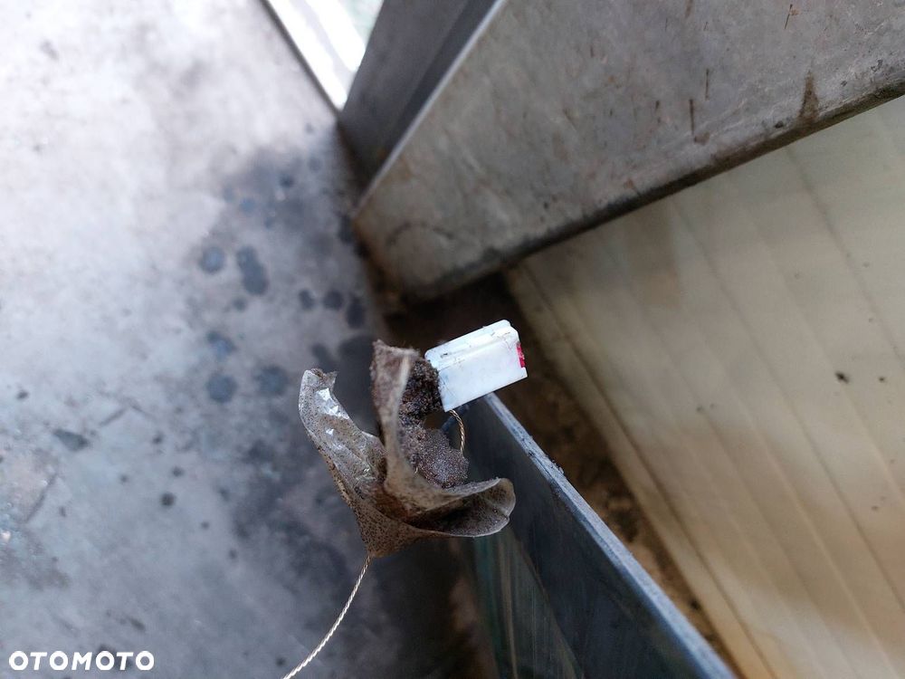 SZYBA CZOŁOWA PODGRZEWANA GRAND VOYAGER III - 3