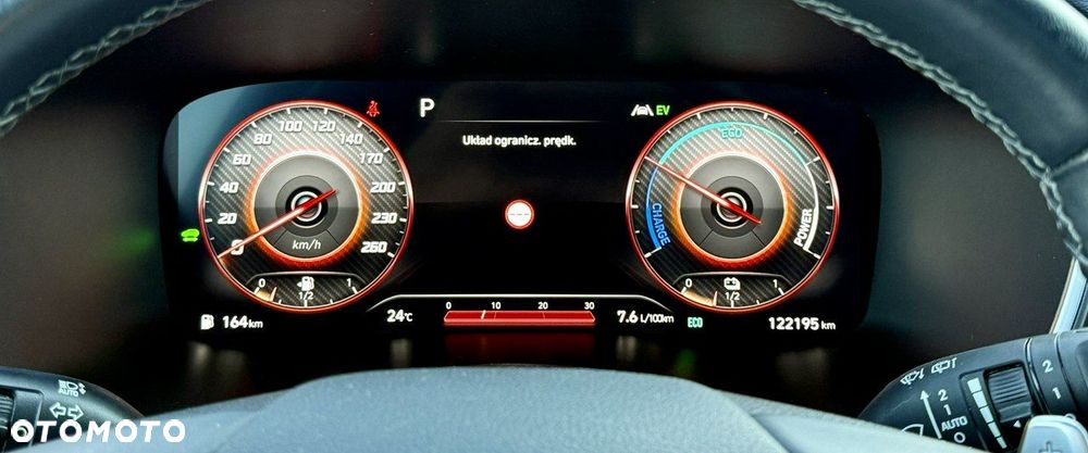 Hyundai Santa Fe 1.6 T-GDI HEV Platinum 4WD - 36