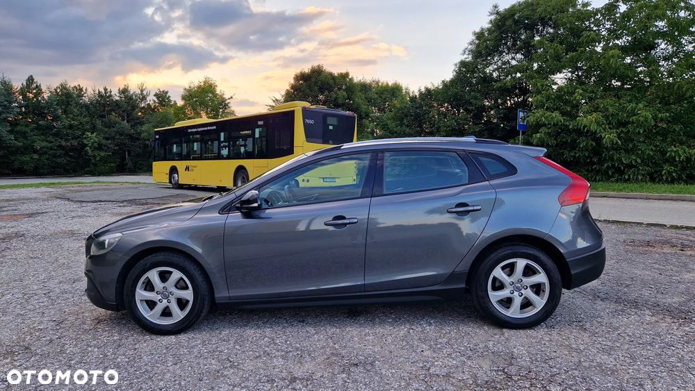 Volvo V40 Cross Country D2 Summum - 4