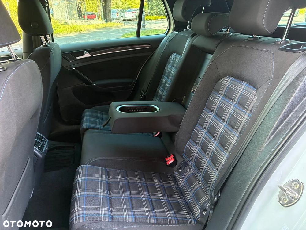 Volkswagen Golf 1.4 GTE Plug-In-Hybrid DSG - 9