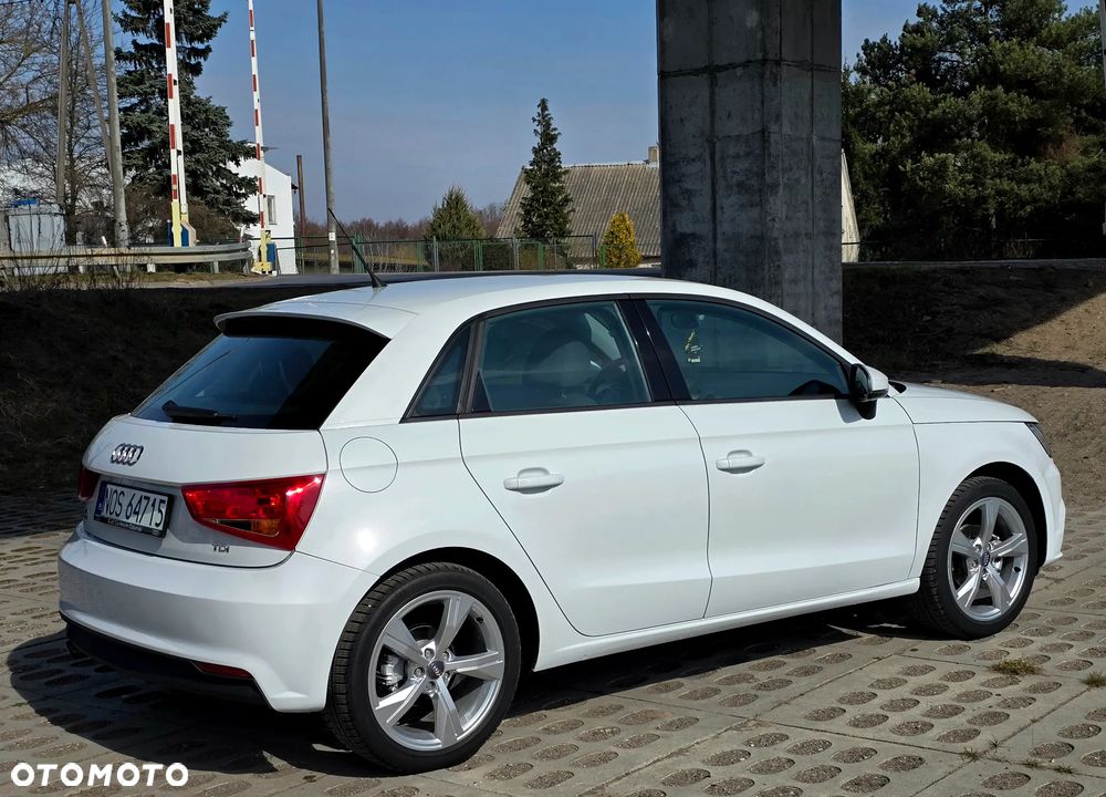 Audi A1 Sportback 1.4 TDI (ultra) design - 4