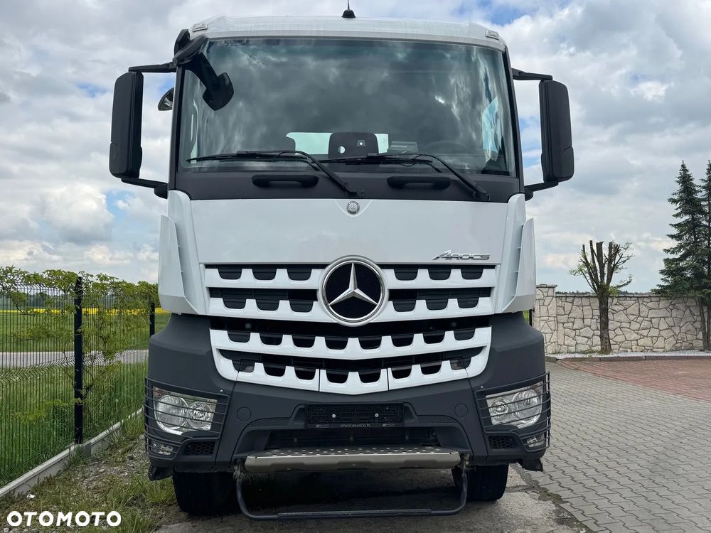 Mercedes-Benz Arocs 3251 - 3