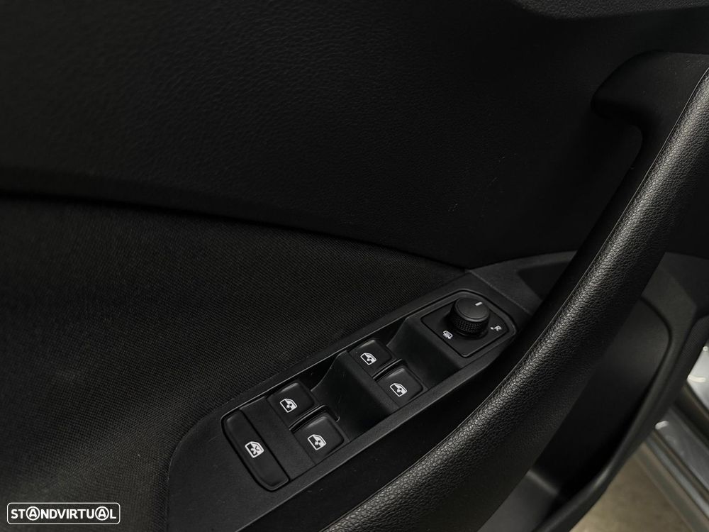 Skoda Kamiq 1.0 TSI Style DSG - 27