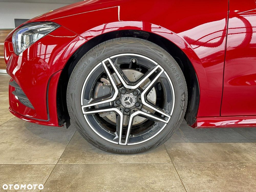 Mercedes-Benz CLA - 11