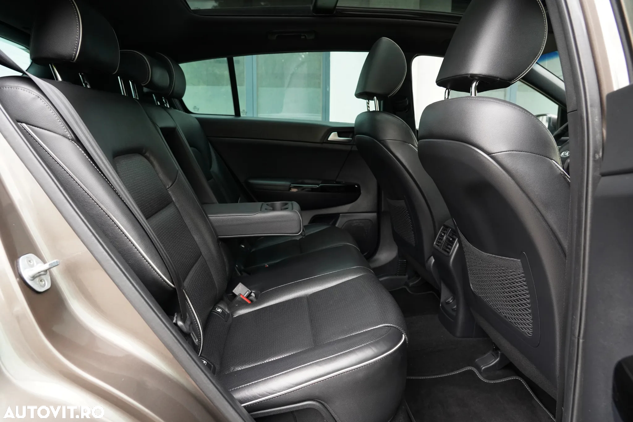 Kia Sportage 2,0 CRDI AWD Aut. GT Line - 10