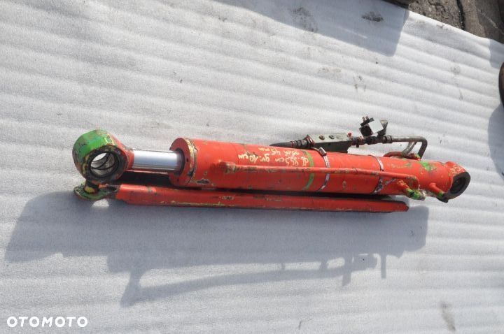 SIŁOWNIK HYDRAULICZNY YANMAR VIO 75 DŁ. 95,5 CM - 1