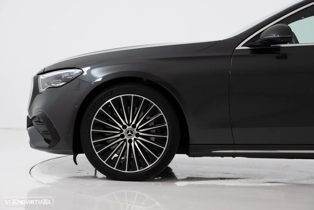 Mercedes-Benz E 300 e AMG Line - 13