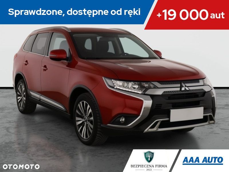 Mitsubishi Outlander - 2