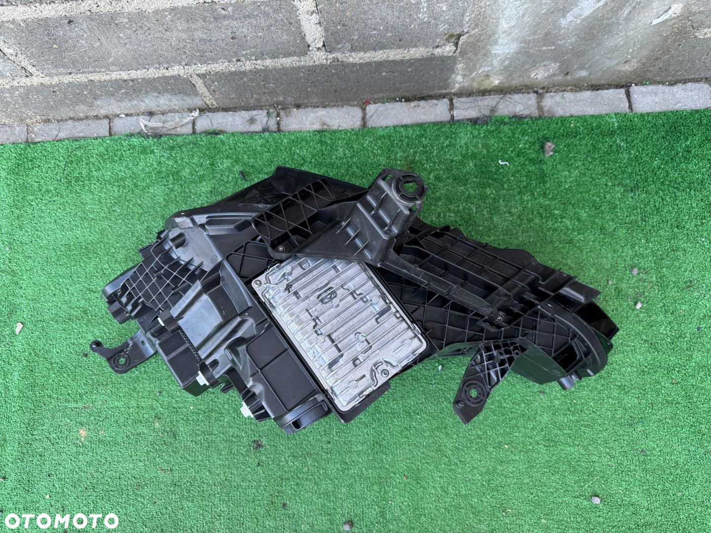 VOLVO EX-30 FULL LED LAMPA PRAWA 80000628 - 14