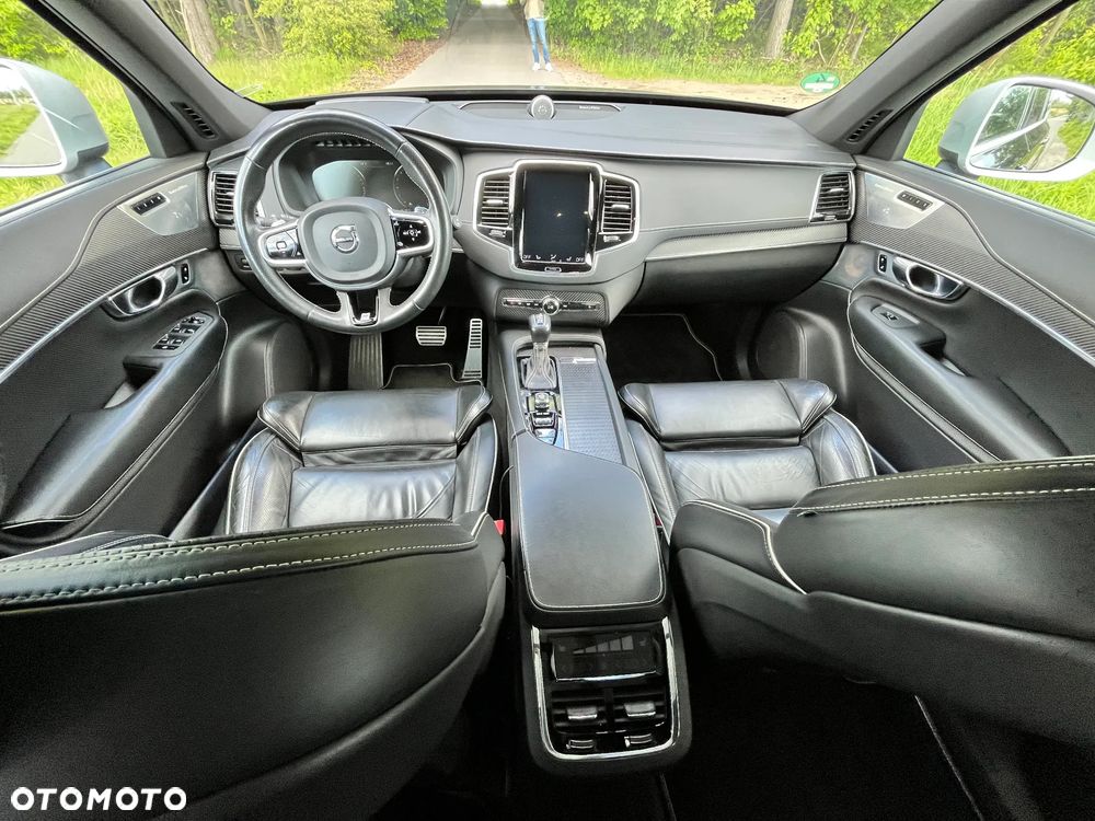 Volvo XC 90 D5 AWD Geartronic RDesign - 11