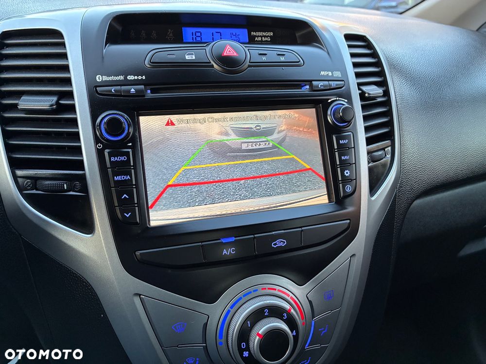 Hyundai ix20 1.4 blue - 14